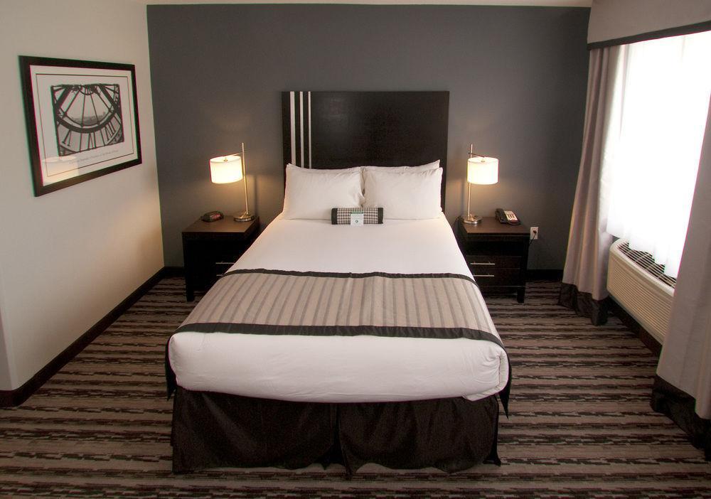 The View Hotel Fort Saint James Bagian luar foto
