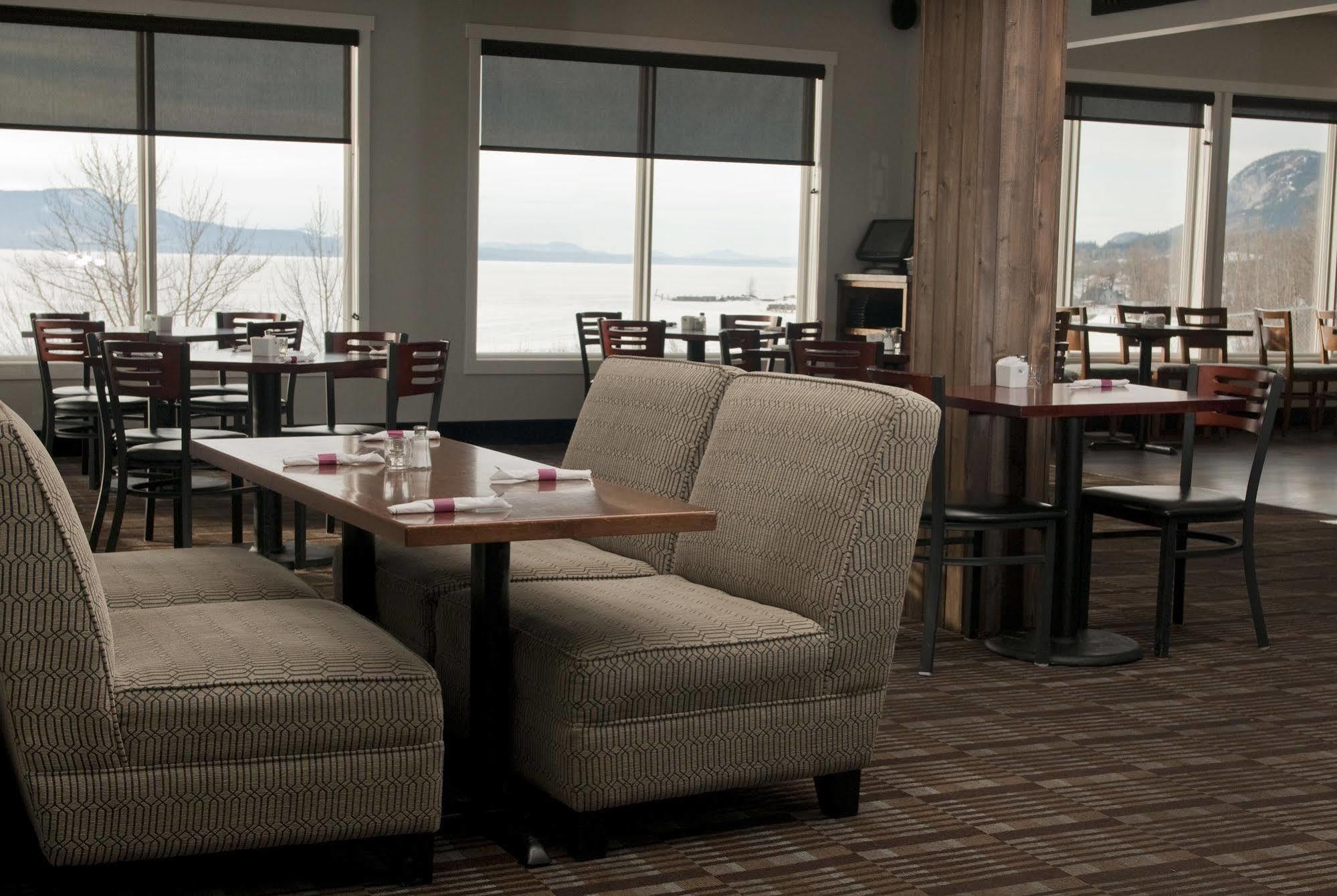The View Hotel Fort Saint James Bagian luar foto