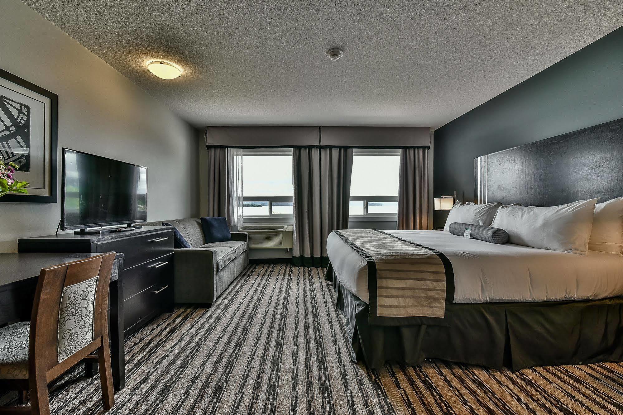 The View Hotel Fort Saint James Bagian luar foto